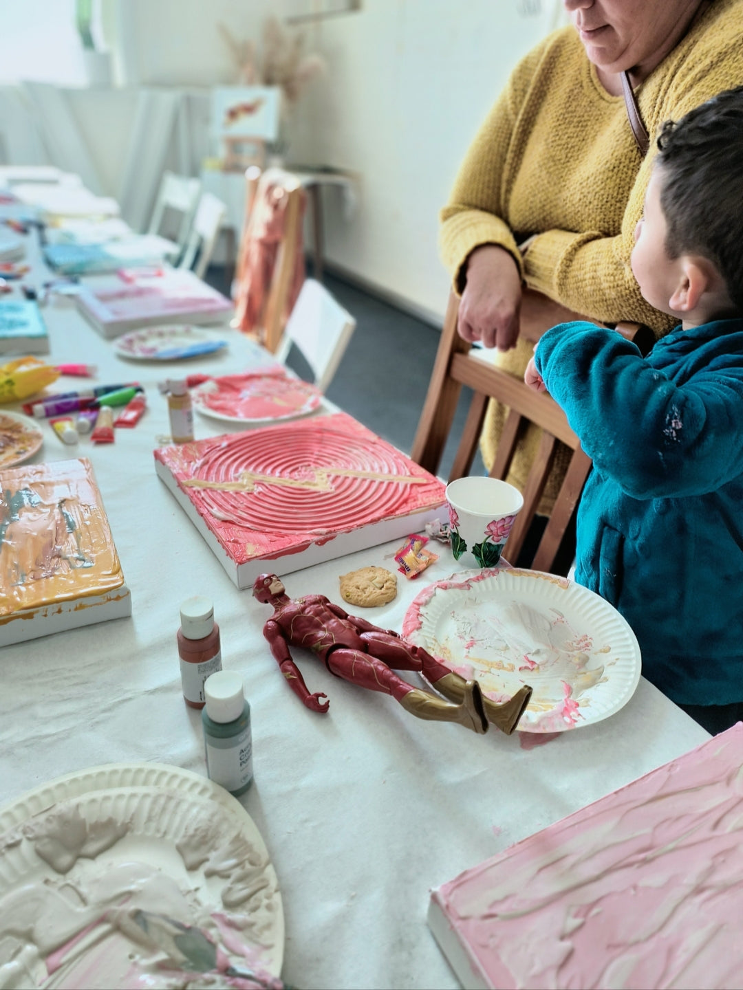 KIDS SCHOOL HOLIDAY Framed Textured Art Workshop 19th January Central Coast, NSW