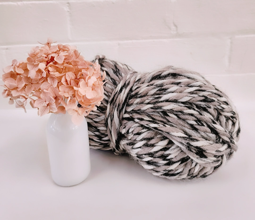 CHUNKY HAND KNITTED THROW WORKSHOP 30th March Central Coast, NSW