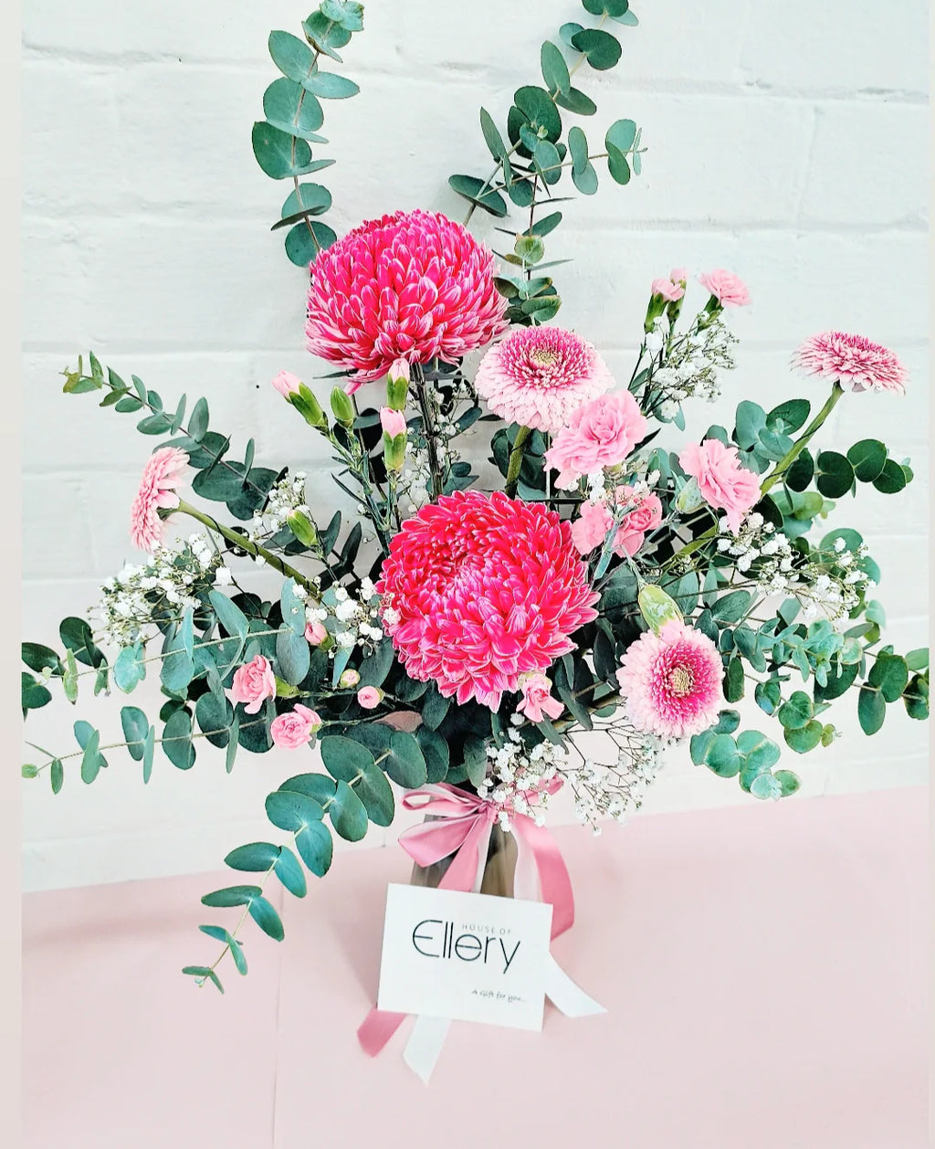 **PRE-ORDER** MOTHER'S DAY VASE ARRANGEMENT