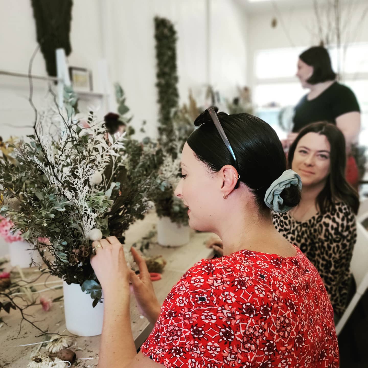 Dried & Preserved Flower Arrangement Workshop 15th July 10am Central Coast, NSW