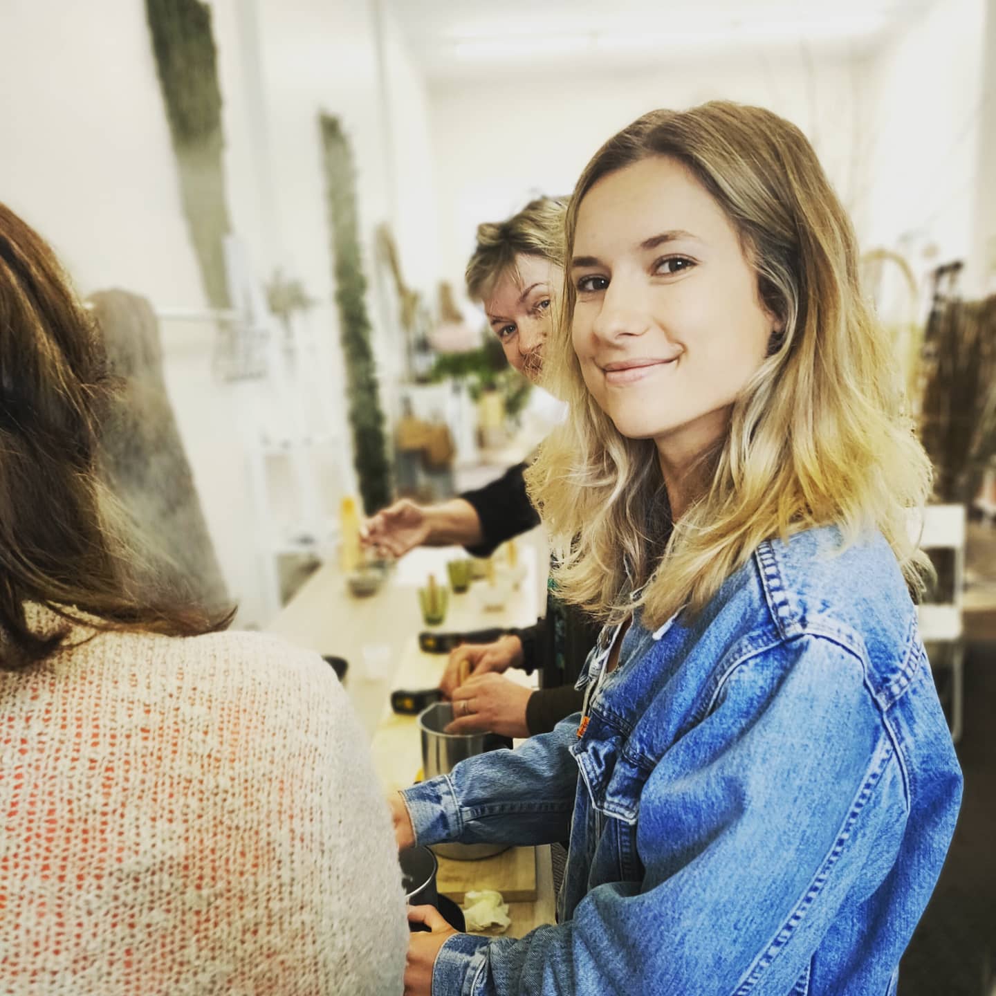 DELUXE SOY CANDLE MAKING WORKSHOP 8th February 10am Central Coast, NSW