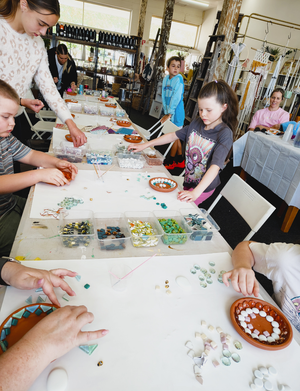 KIDS MOSAIC TRAY/BEE BATH 24th January 11am Central Coast, NSW