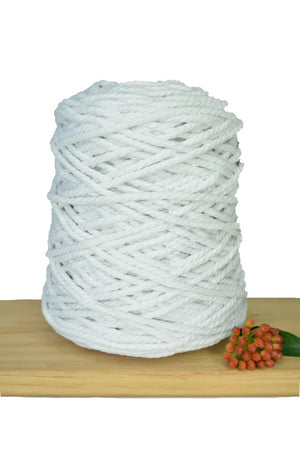 MACRAME CHRISTMAS WREATH WORKSHOP 8th December 10am Central Coast, NSW