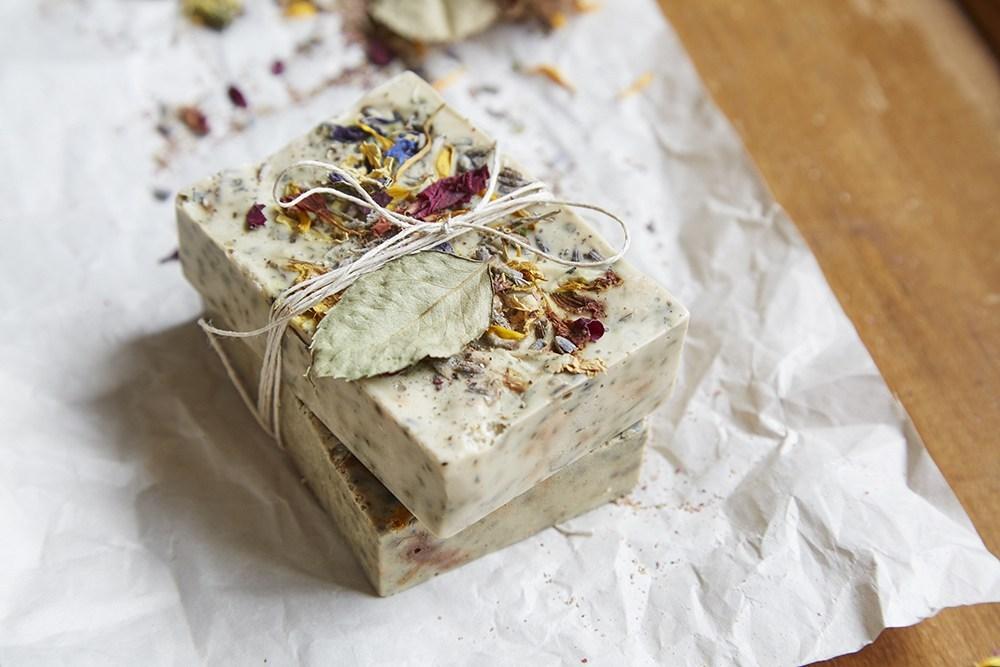 NATURAL BOTANICAL SOAP MAKING WORKSHOP 25th May 1pm Central Coast, NSW