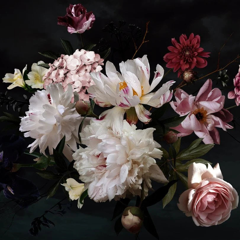 FLOWER BOMB | Deluxe Soy Candle