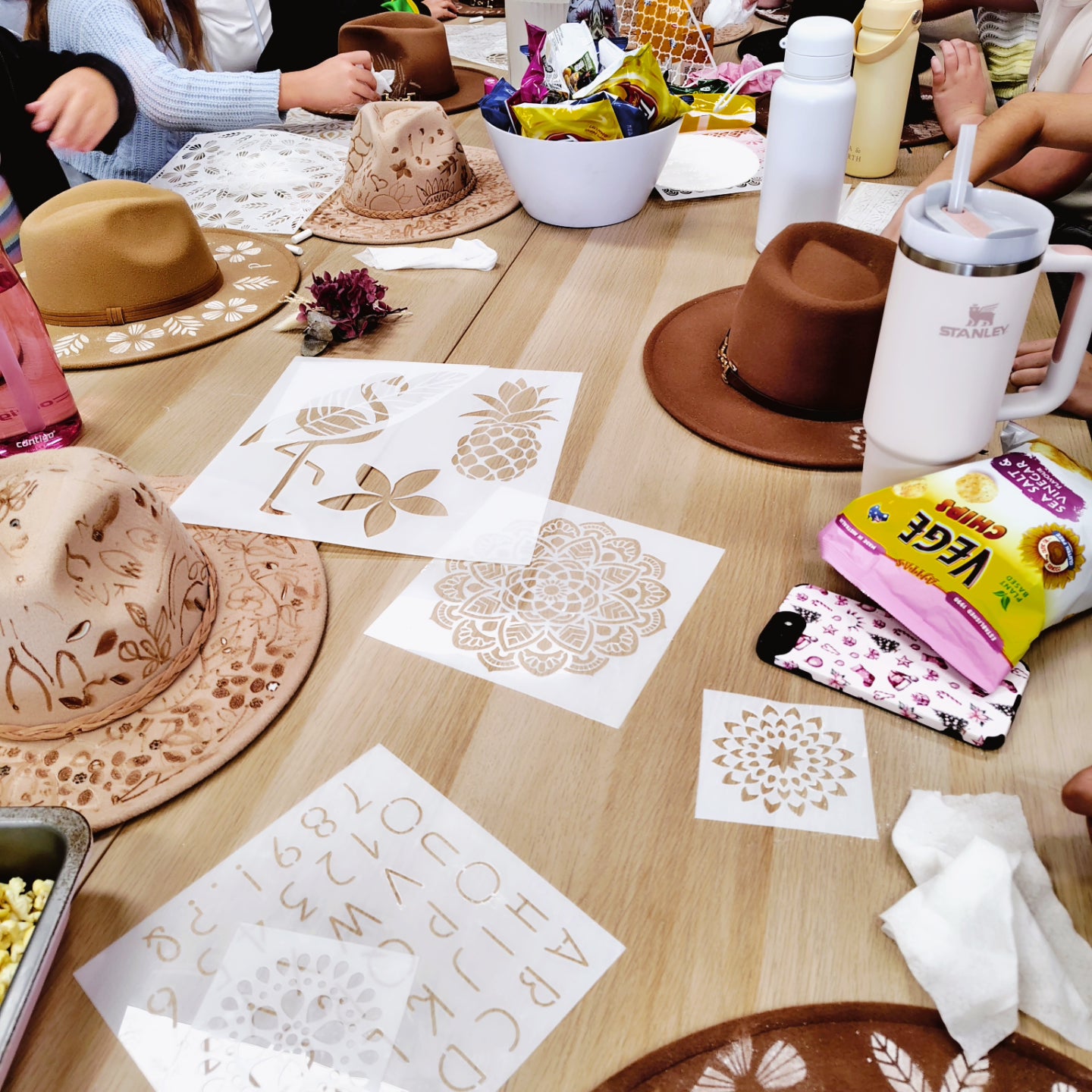 KIDS HAT BURING & DRIED FLOWER WORKSHOP 23rd April 10am Central Coast, NSW