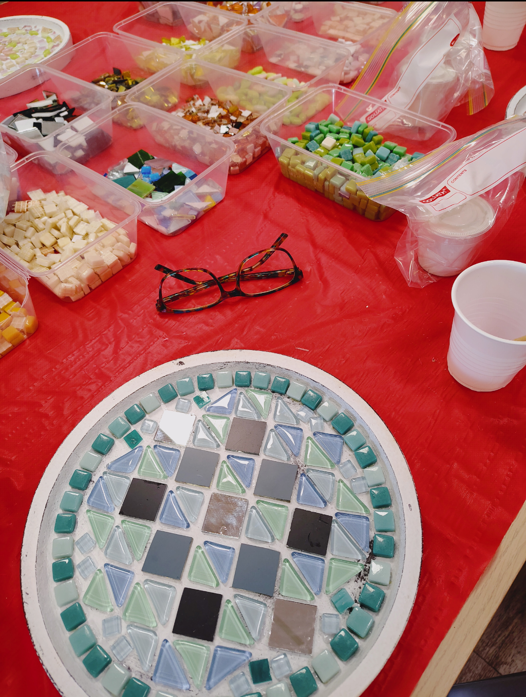 INTRODUCTION TO MOSAICS TRAY WORKSHOP 19th April 1pm Central Coast, NSW
