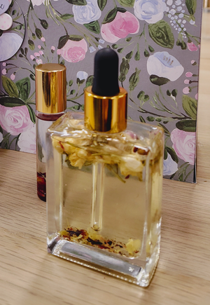 *NEW* PERFUME SPRAYS + FACE/BODY & BATH OIL WORKSHOP 10th August 10am Central Coast, NSW