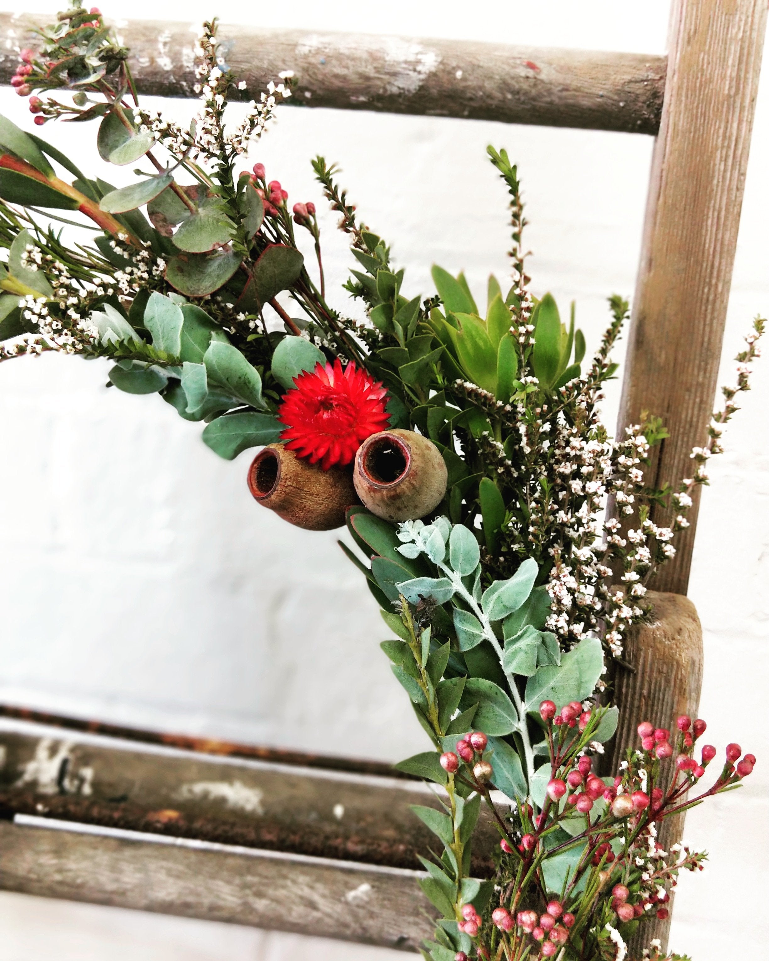 CHRISTMAS Wreath Making Workshop 17th December 10am Central Coast, NSW