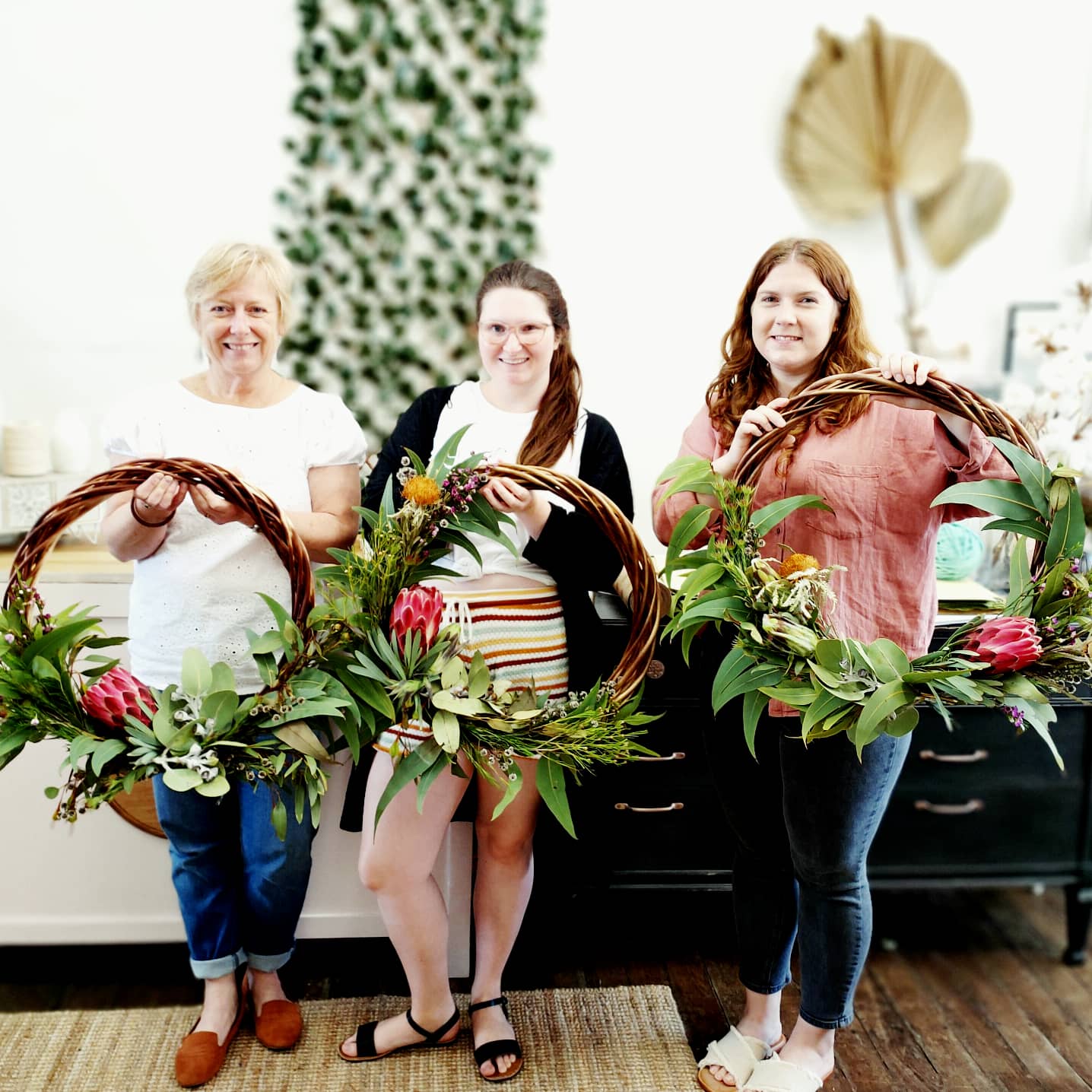 EVERLASTING NATIVE FLOWER WREATH WORKSHOP 1st March, 11am Central Coast, NSW