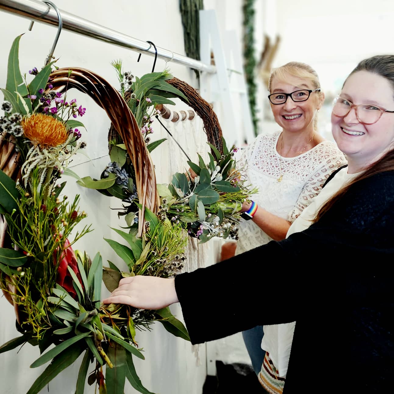 EVERLASTING NATIVE FLOWER WREATH WORKSHOP 1st March, 11am Central Coast, NSW
