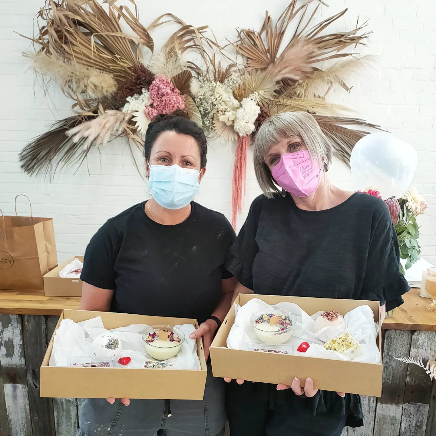 BATH BOMB, BATH SALTS, SOAP & CANDLE GIFT BOX 5th March Central Coast, NSW