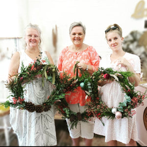 CHRISTMAS Wreath Making Workshop 17th December 10am Central Coast, NSW