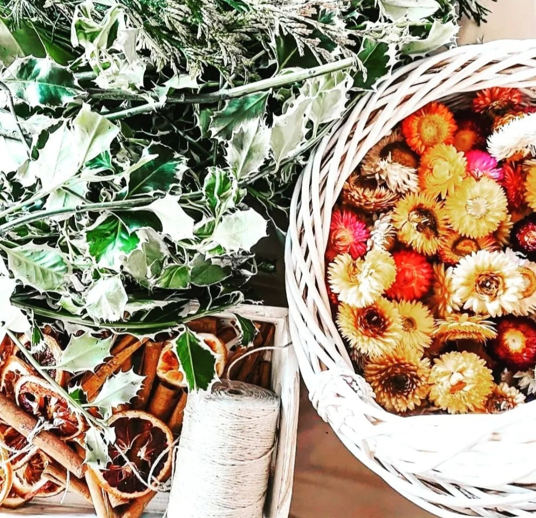 PRE-ORDER CHRISTMAS LUXURY WREATH Central Coast, NSW