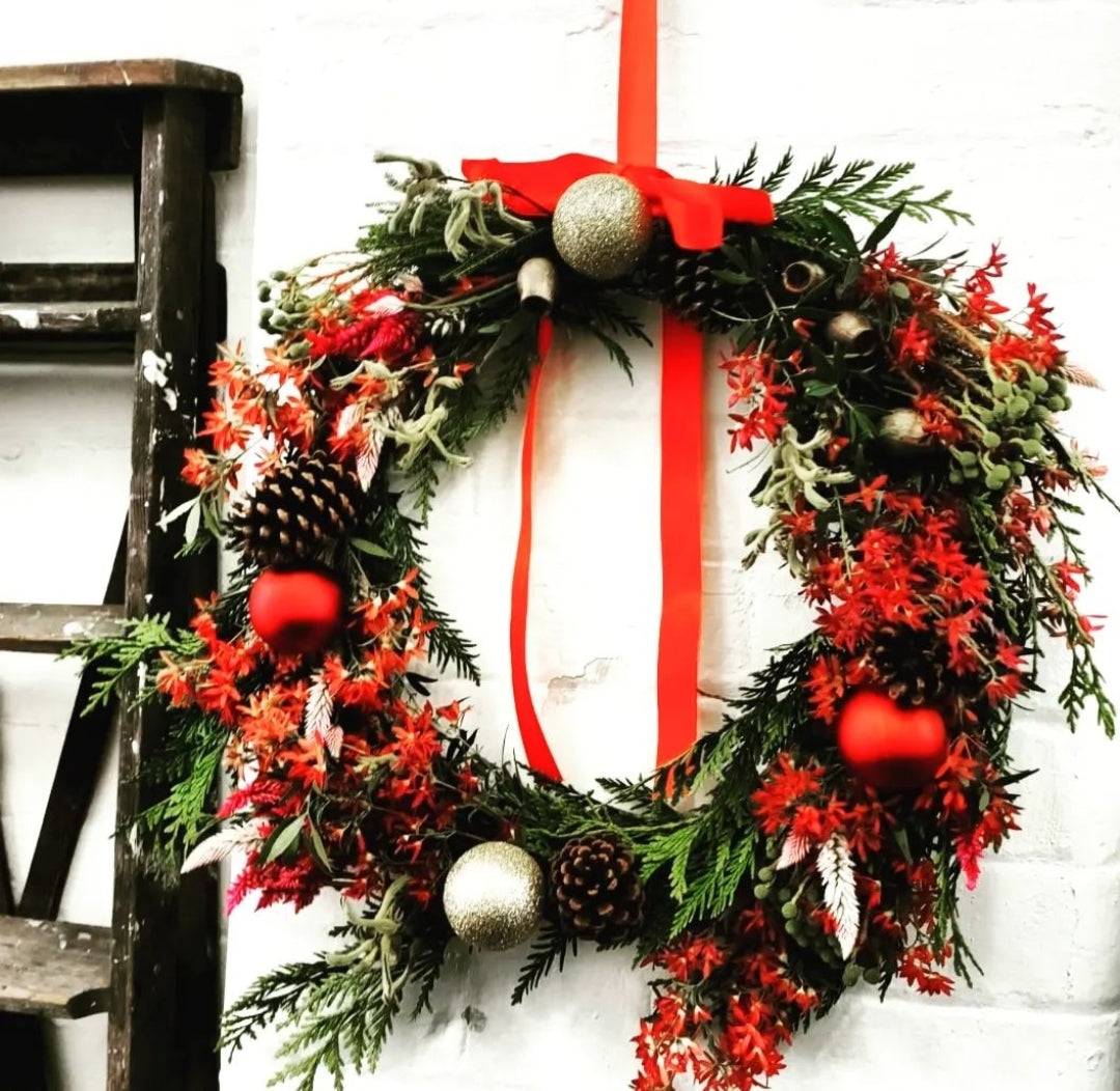 PRE-ORDER CHRISTMAS LUXURY WREATH Central Coast, NSW