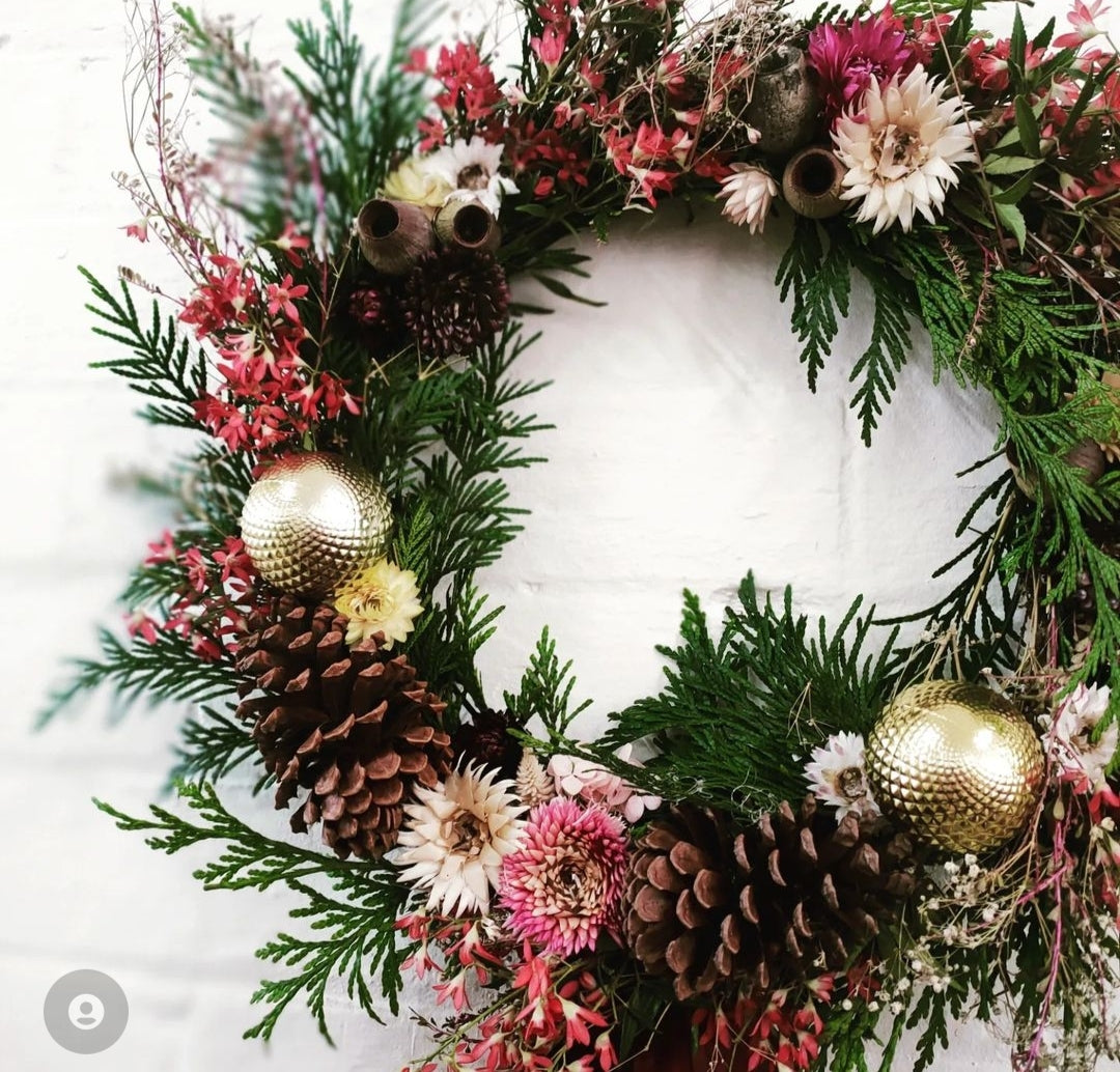 PRE-ORDER CHRISTMAS LUXURY WREATH Central Coast, NSW
